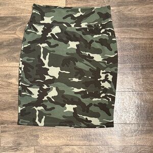 Lularoe Camouflage Print Women's Skirt sz lg